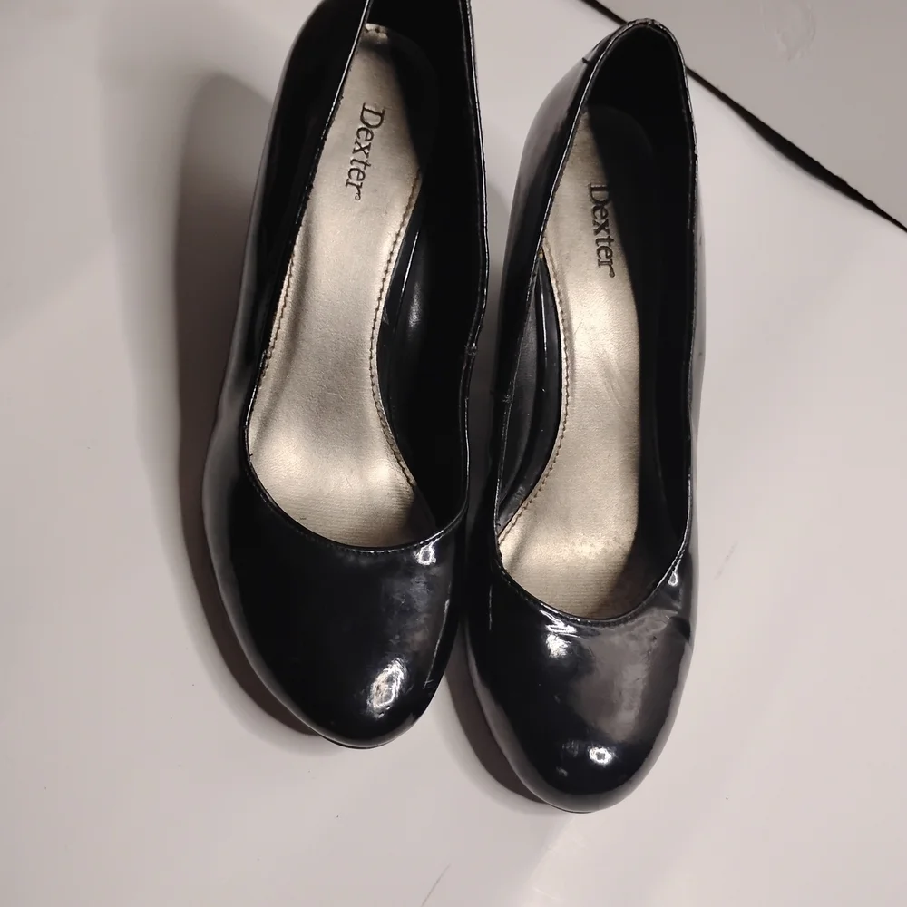 Dexter Women's Glossy Black Heels